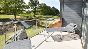 Terrace/patio - Exclusive thatched roof villa Ostseefrische - exclusive thatched roof villa only 500 meters (Mönchgut)