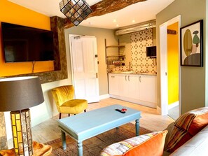 Apartment, Private Bathroom (Studio) | Shared kitchen