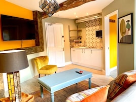 Apartment, Private Bathroom (Studio) | Shared kitchen