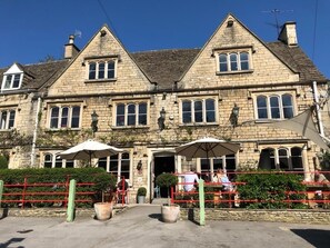 Apartamento, banheiro privativo (Studio) | Fachada