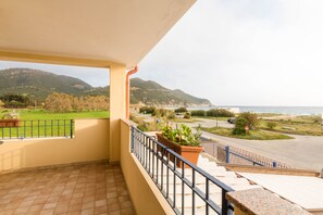 Superior Double Room, Balcony, Sea View | Balcony