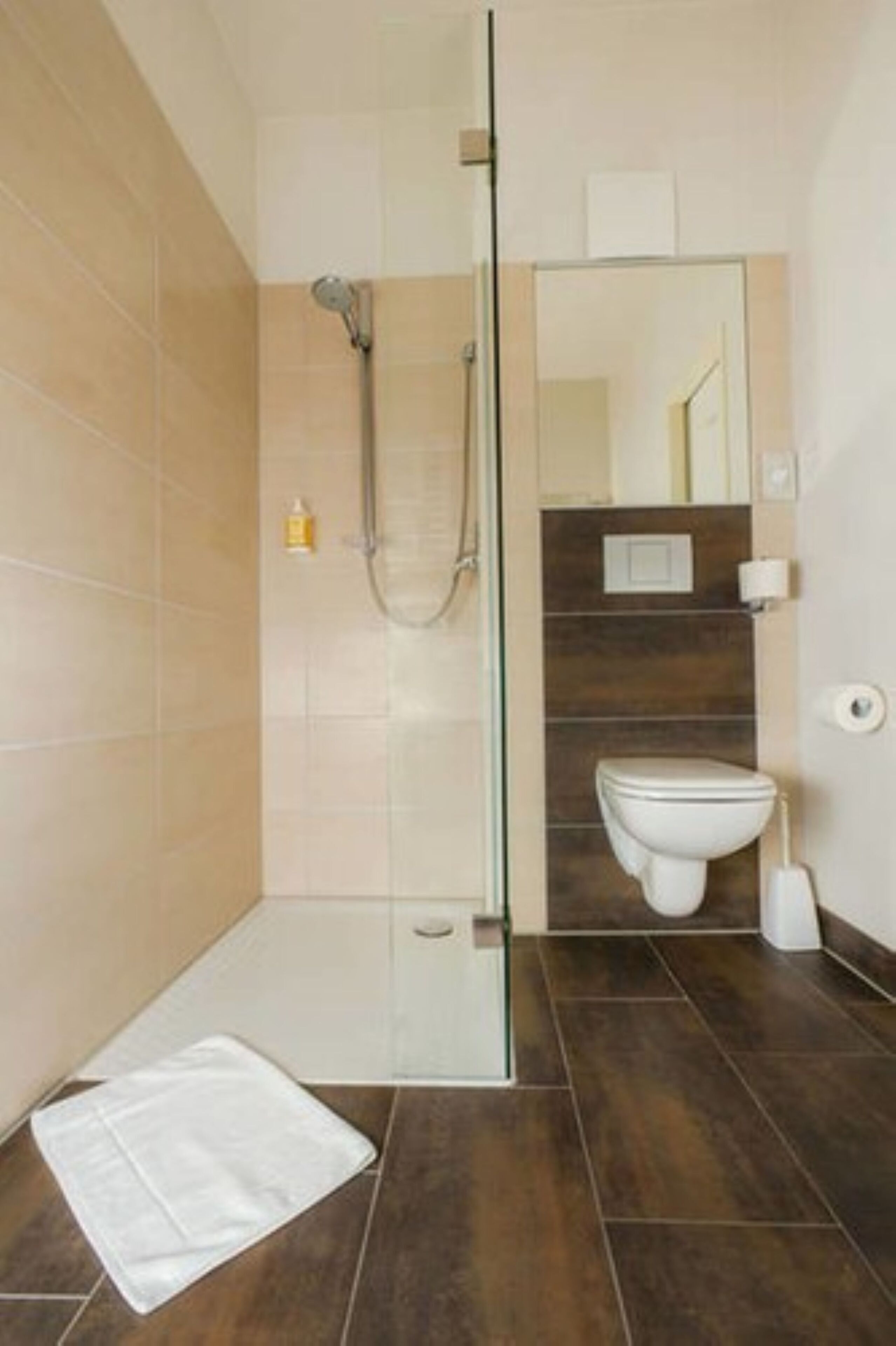 bathtub, free toiletries, hair dryer, towels