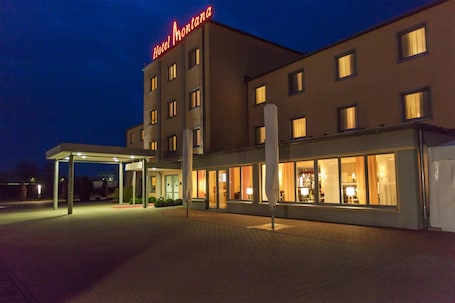 Exterior. Montana Hotel Ellwangen