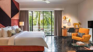 Suíte júnior, vista para a piscina | Vista do quarto