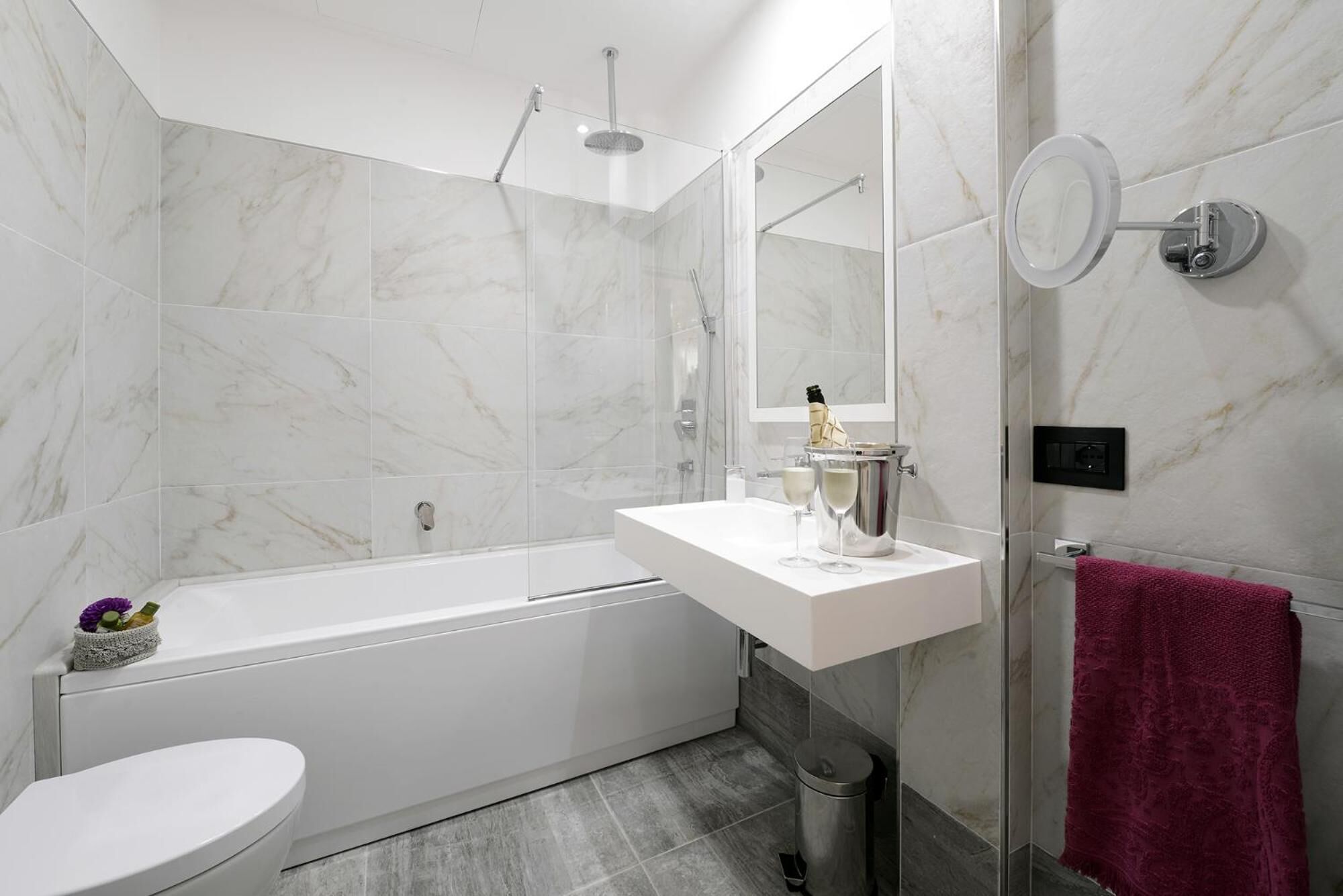 shower, free toiletries, hair dryer, slippers