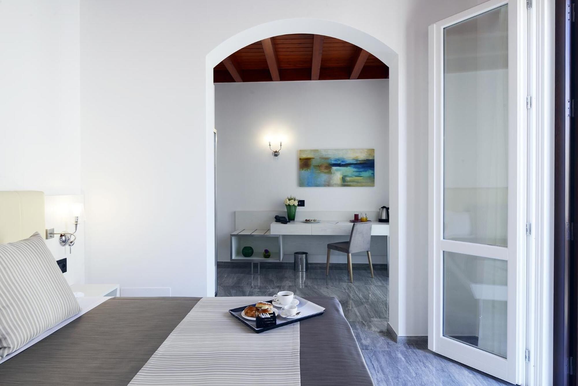 minibar, in-room safe, desk, soundproofing