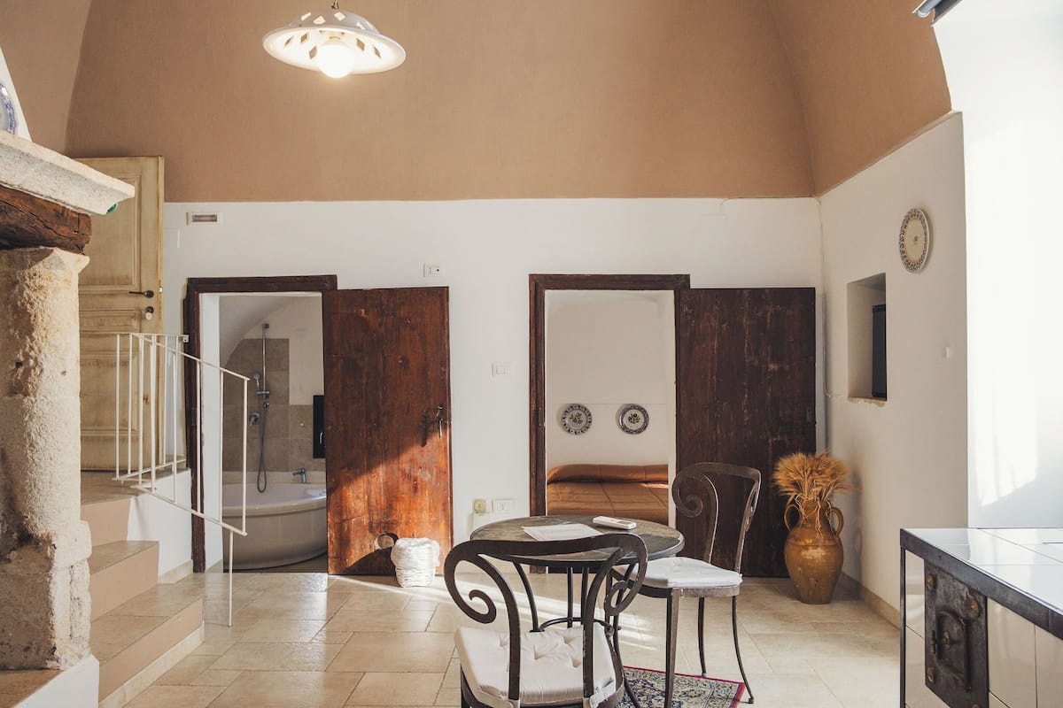 Romantische suite | 1 slaapkamer, lakens van Egyptisch katoen, luxe beddengoed