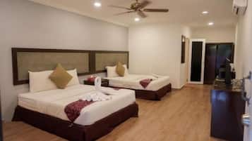 패밀리룸 | 1 개의 침실, 미니바, 책상, 방음 설비