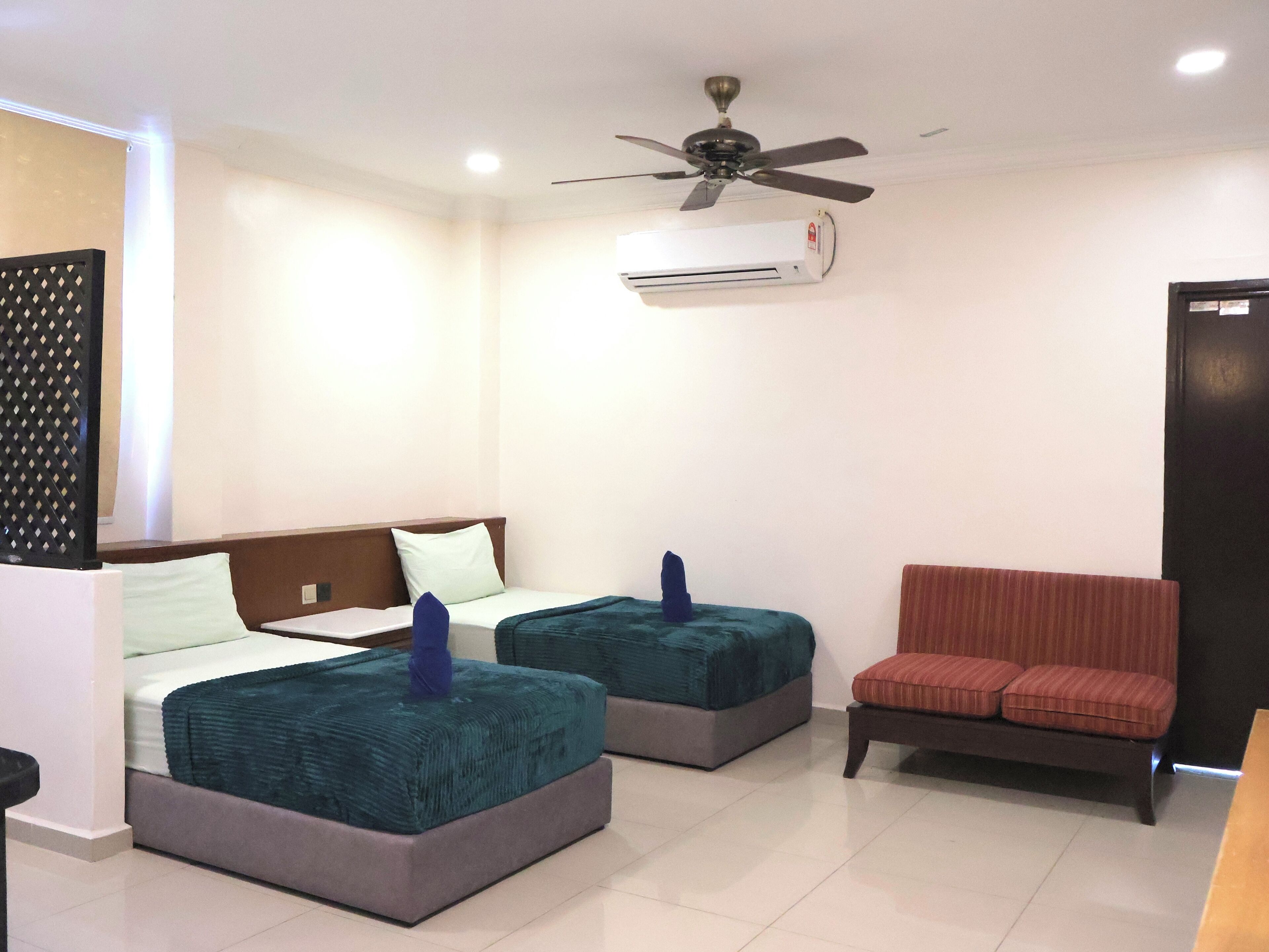 Studio (Twin) | 1 kamar tidur, minibar, meja kerja, dan kedap suara