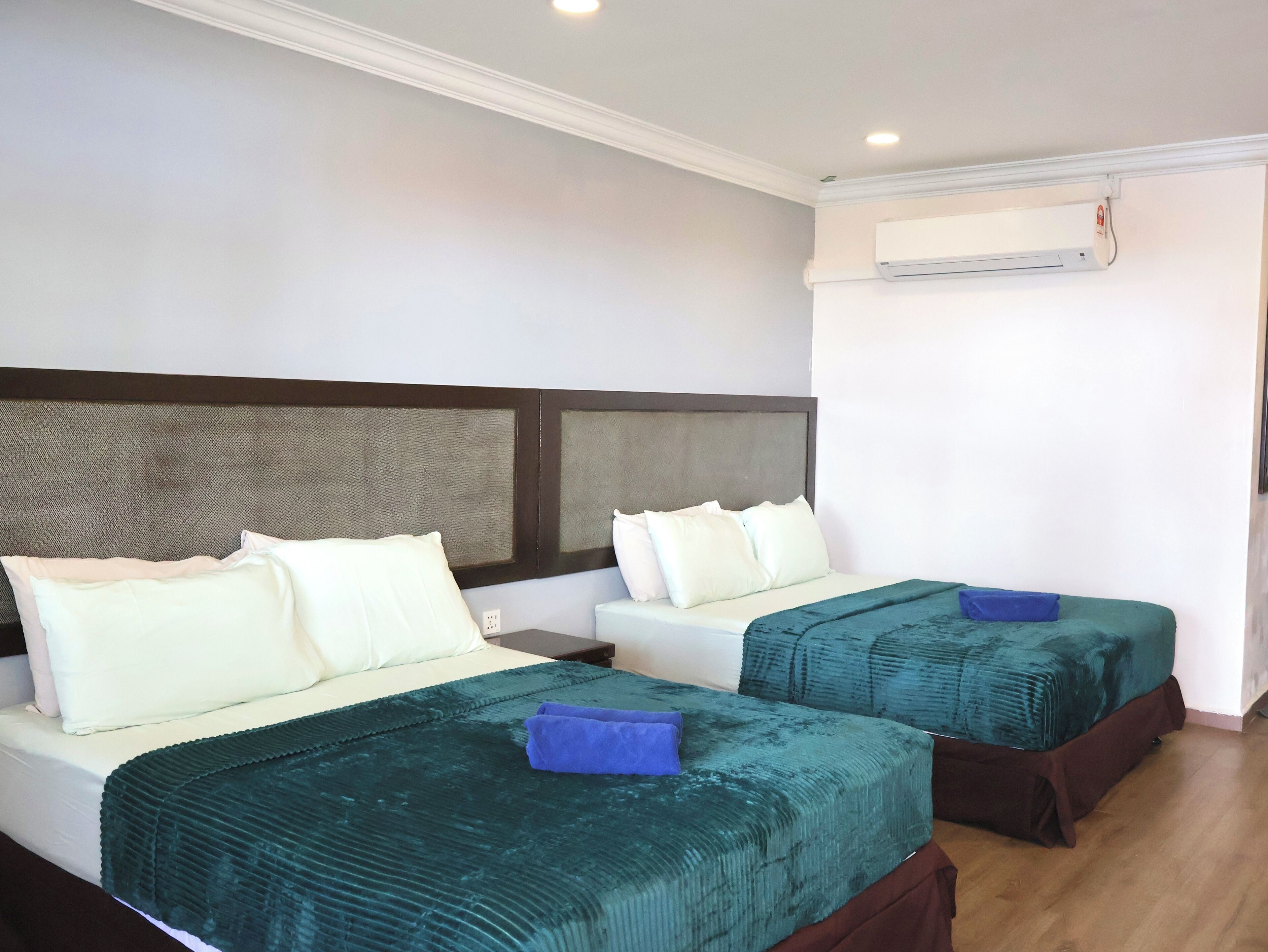 Kamar Keluarga | 1 kamar tidur, minibar, meja kerja, dan kedap suara