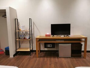 Dobbeltrom – comfort, 2 soverom | 1 soverom, minibar, skrivebord og lydisolert
