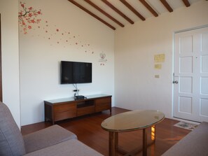 Panoramic Suite, 1 Bedroom | Free WiFi, bed sheets - Sunrise235 (Zhuqi)