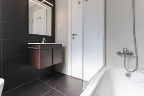 Studio, 1 Bedroom, Balcony | Bathroom | Bathtub, free toiletries, hair dryer, bidet - Santa Catarina Stylish by Homing (Lisbon)
