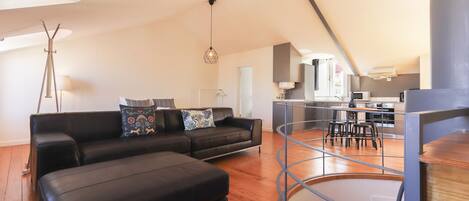 ทีวีจอแบน