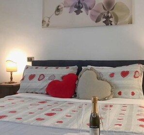 1 Schlafzimmer, Schreibtisch, kostenloses WLAN, Bettwäsche