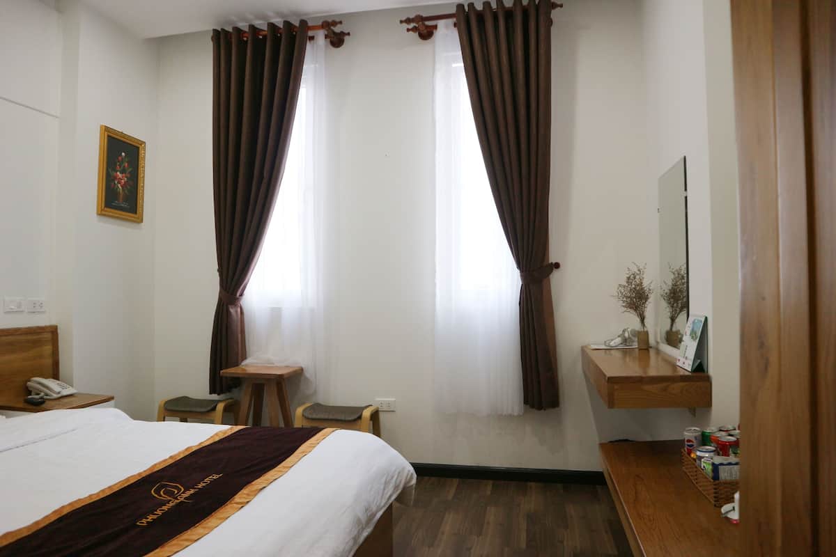 Deluxe Room | Premium bedding, memory-foam beds, minibar, desk