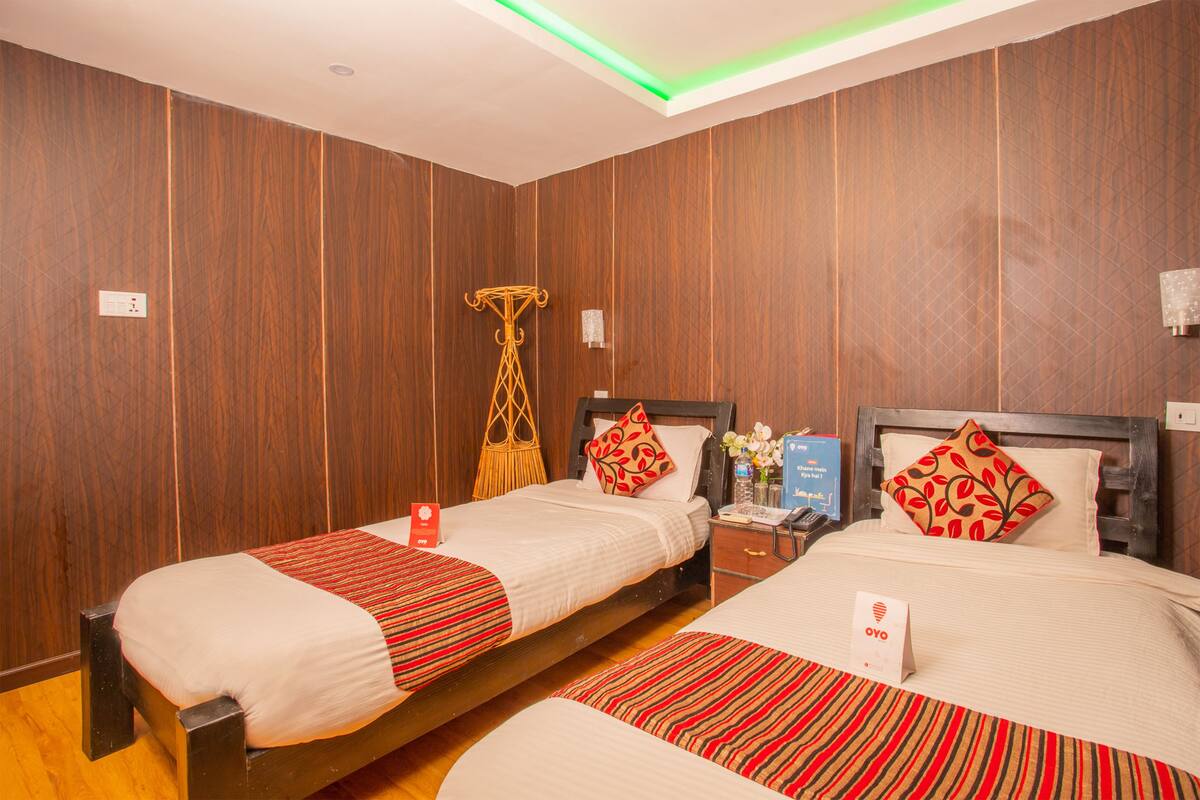 Deluxe Room, Private Bathroom | Soundproofing, free WiFi