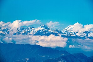 Exterior - Traveler's Holiday Inn (Kathmandu)