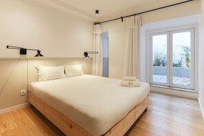 1 bedroom, iron/ironing board, free WiFi, bed sheets - São Bento Classic by Homing (Lisbon)