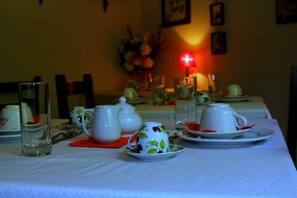 Desayuno buffet incluido todos los días