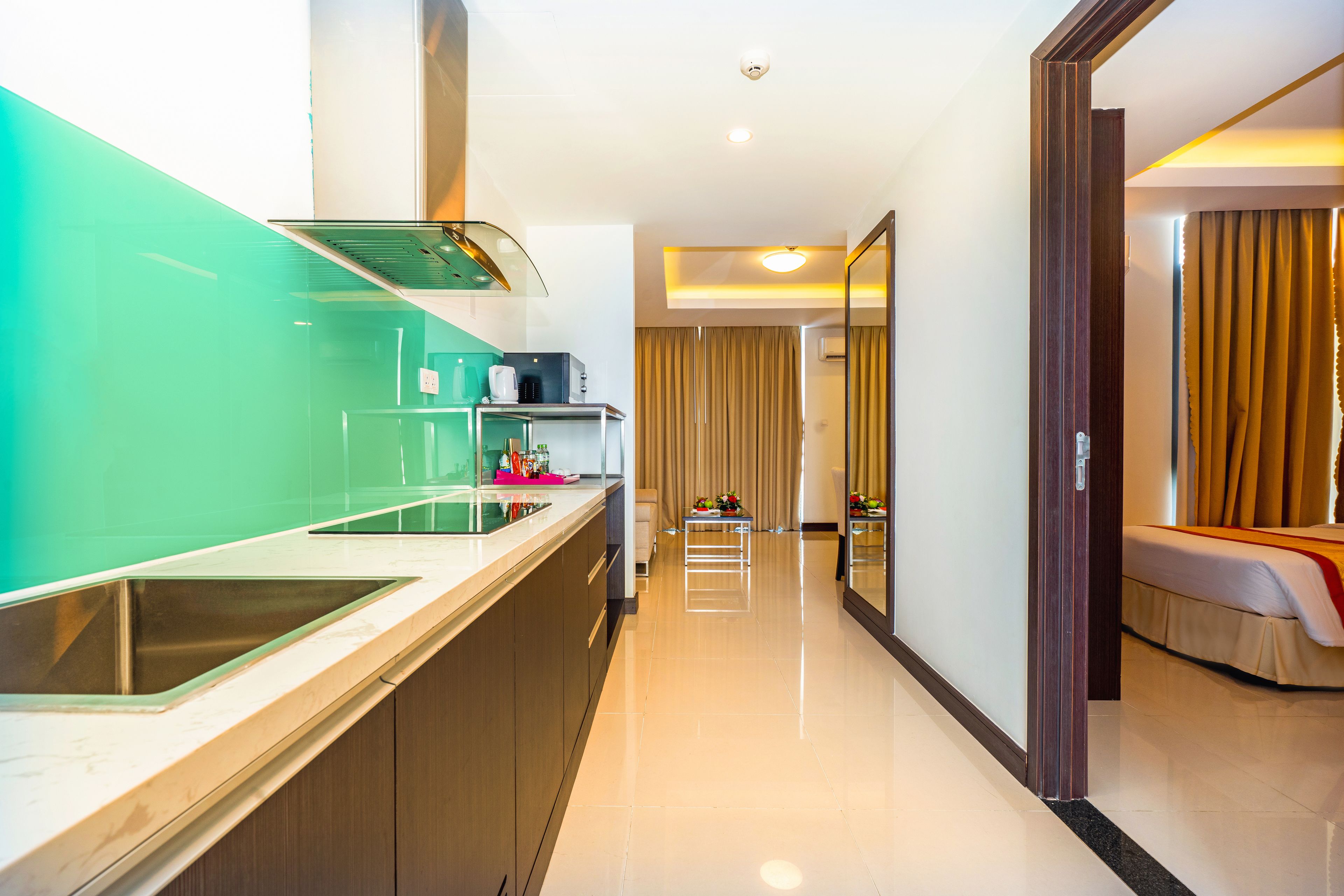 apartment, 2 bedrooms, city view | balcony view