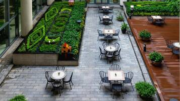 Petit déjeuner buffet (231000 VND par personne)