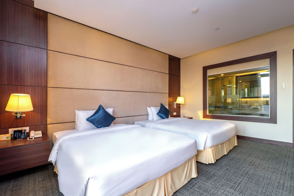 ห้องเอ็กเซกคิวทีฟสวีท | มินิบาร์, ตู้นิรภัยในห้องพัก, ผ้าม่านกันแสง, ห้องเก็บเสียง