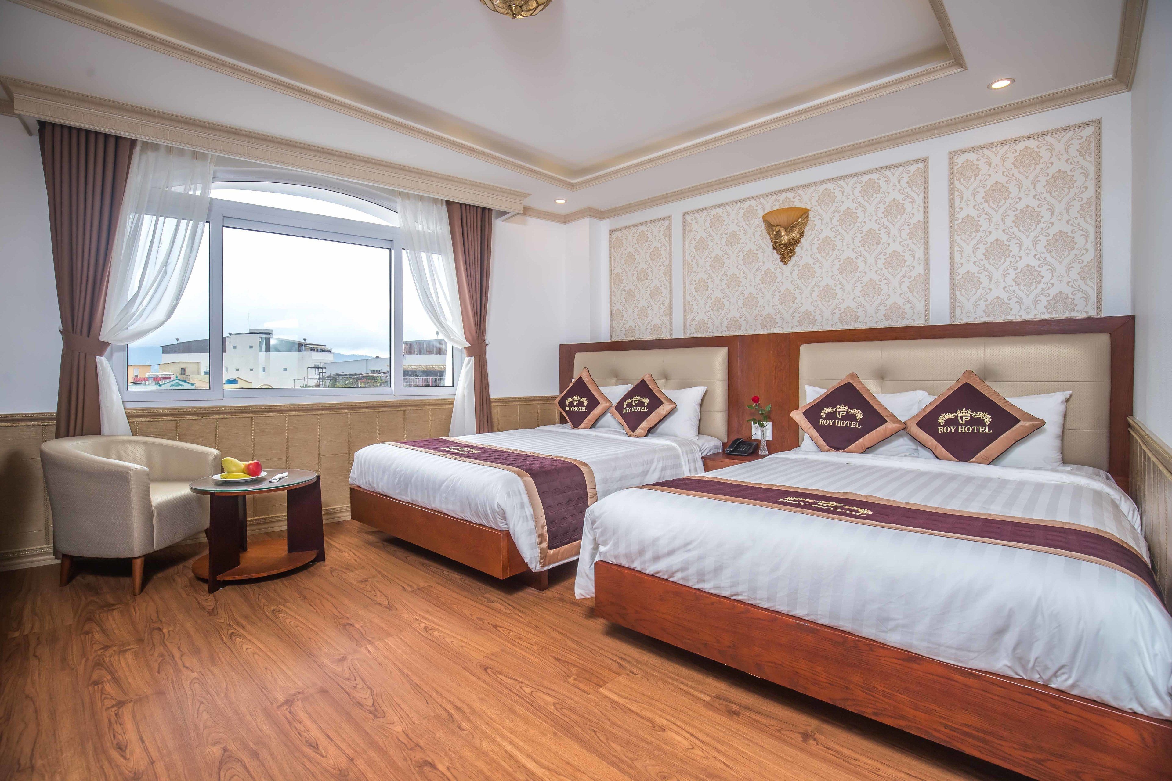 49-inch flat-screen tv with cable channels, tv