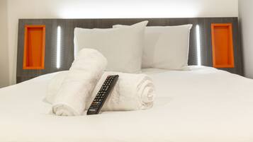 Quartos à prova de som, ferros/tábuas de passar roupa, Wi-Fi de cortesia