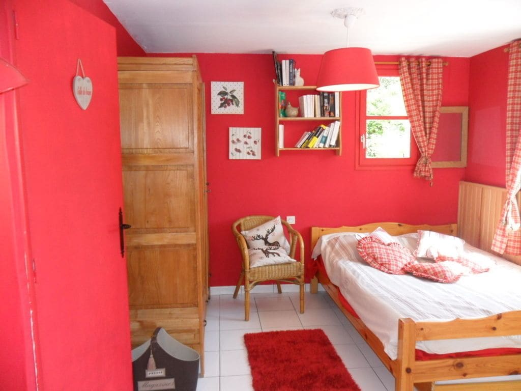 Standard Studio, 1 Queen Bed (No.1&3) | Iron/ironing board, rollaway beds, free WiFi, bed sheets