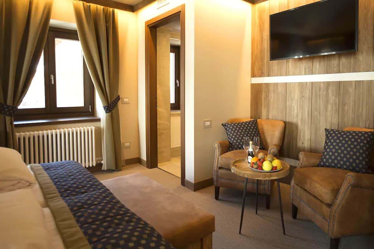 Premium bedding, minibar, in-room safe, individually decorated