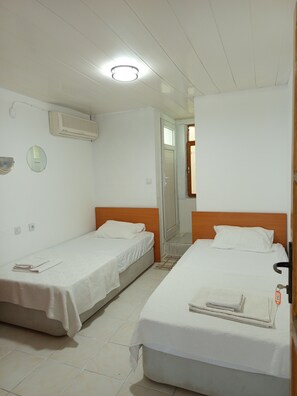 Premium bedding, free WiFi, bed sheets - Tan Pansiyon (Fethiye)