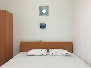 Chambre double | Literie de qualité, accès au Wi-Fi (inclus), literie fournie