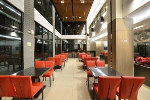 Reception - Sun Moon Lake Teachers' Hostel (Yuchi)