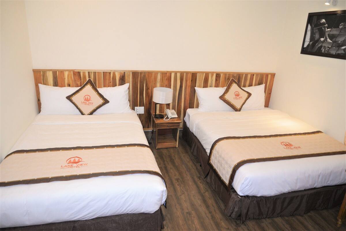 Superior Triple Room | 1 bilik tidur, bar mini, meja, Wi-fi percuma 