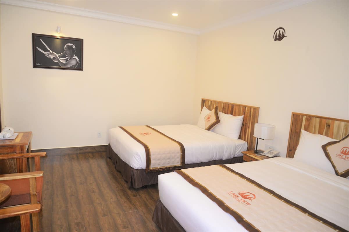 Superior Family Room | 1 bedroom, minibar, desk, free WiFi