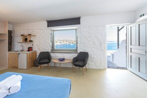 Standard Double Room, Sea View | In-room safe, desk, iron/ironing board, free WiFi - Mykonos Azure (Mykonos)