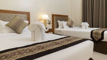 Habitación Deluxe, 1 habitación | Minibar, caja de seguridad en la habitación, escritorio y wifi gratis