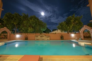 Piscine extérieure
