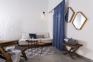 MARASI LOFT SUITE | Coin séjour | Télévision à écran plat, Netflix