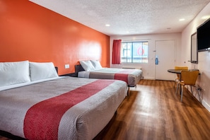Free WiFi, bed sheets - Motel 6 Gardena, CA - South (Gardena)