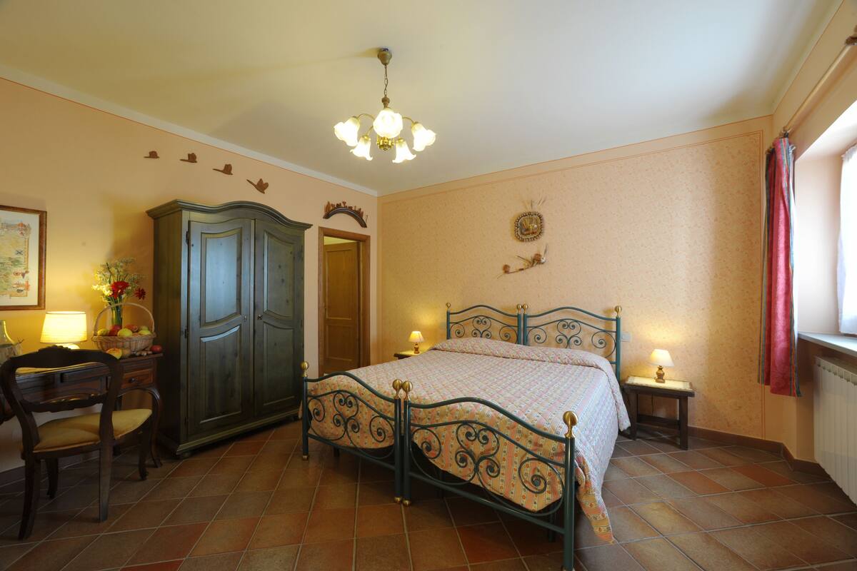 Double or Twin Room | Free cots/infant beds, rollaway beds, free WiFi, bed sheets