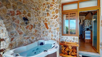 Premium Spa Suite | Eigener Whirlpool