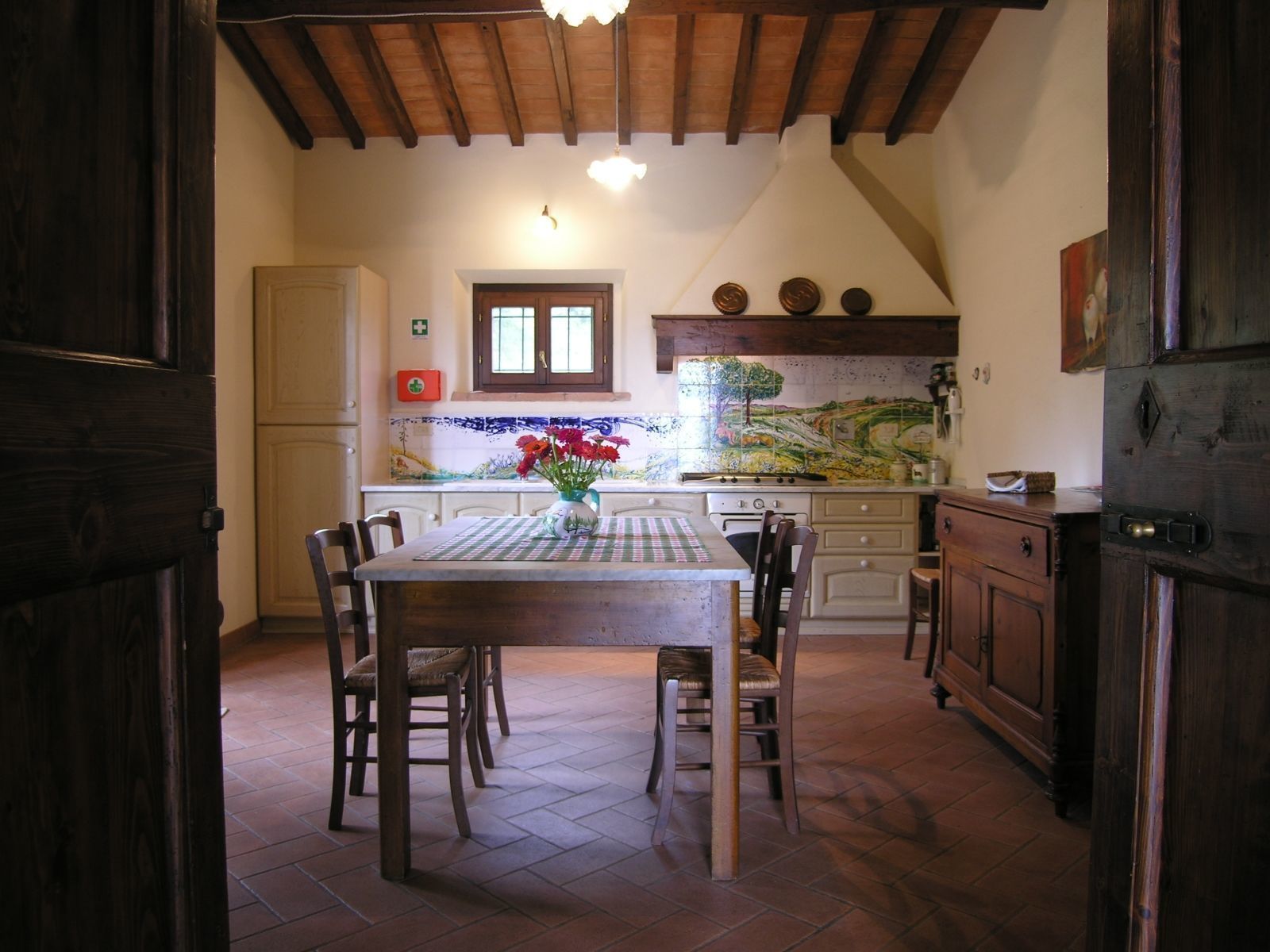 Villa, 5 Schlafzimmer, 2 Bäder | Essbereich im Zimmer