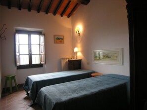 Villa, 5 Bedrooms, 2 Bathrooms