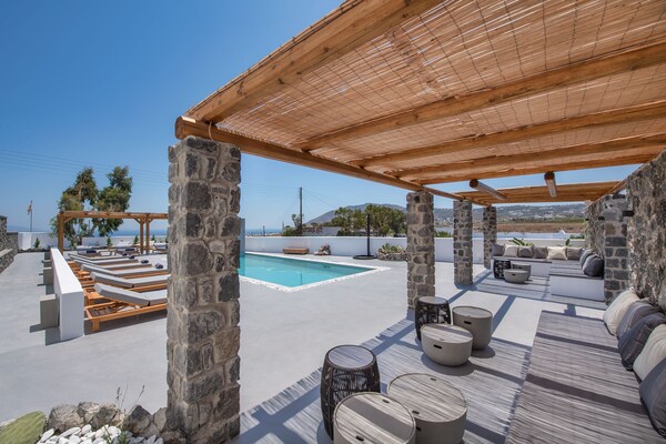 June Twenty Suites - Santorini