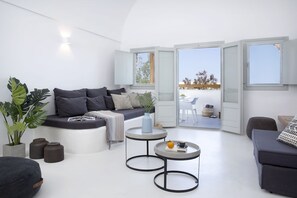 Minibar, in-room safe, iron/ironing board, free cots/infant beds - June Twenty Suites (Santorini)