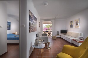 Lägenhet Deluxe | Individuell inredning, unika möbler och mörkläggningsgardiner