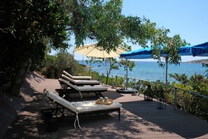 Sun deck
