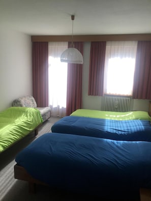 1 bedroom, in-room safe, desk, free cribs/infant beds - Hotel Alpenrose (Alleghe)